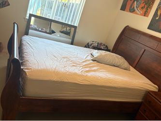 Full room set, bed frame, dresser and night stand