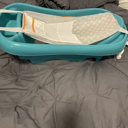 Newborn To Toddler Tub With Sling
