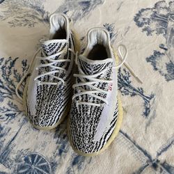 Tenis Yessy Size 7
