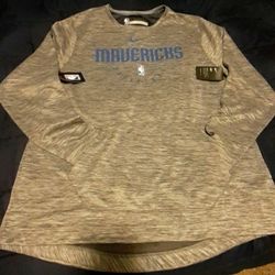 Dallas Mavs Sweater 