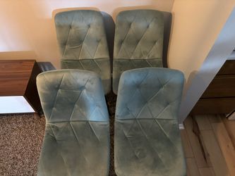 Suade 4 Chair Set 