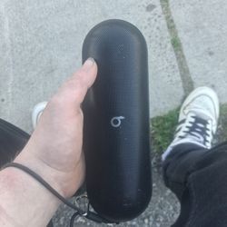Beats Pill
