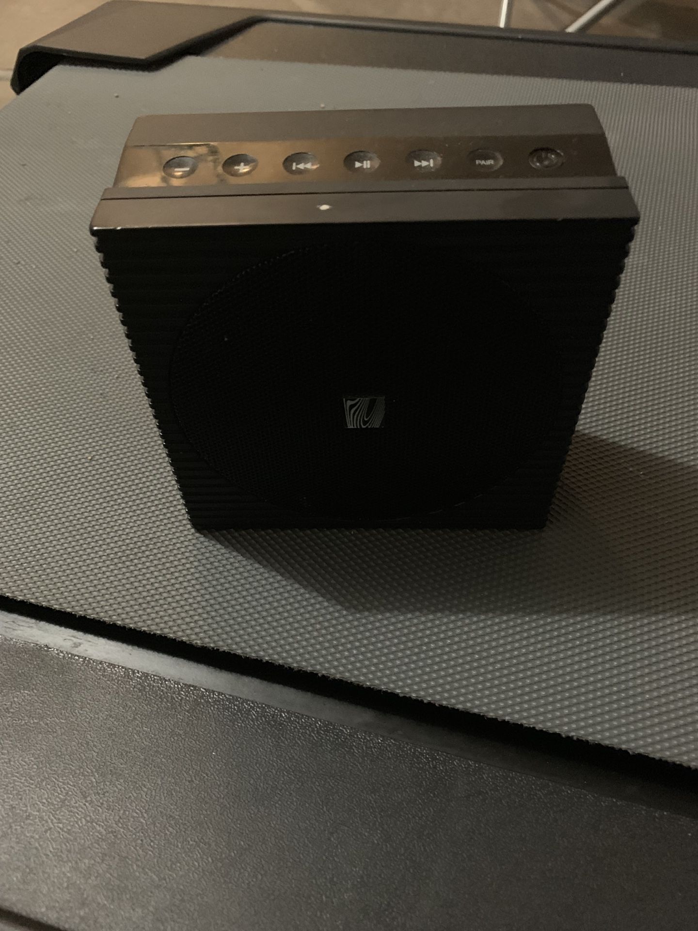 Soundfreaq Bluetooth speaker