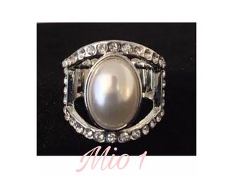 Pearl one size fit all ring
