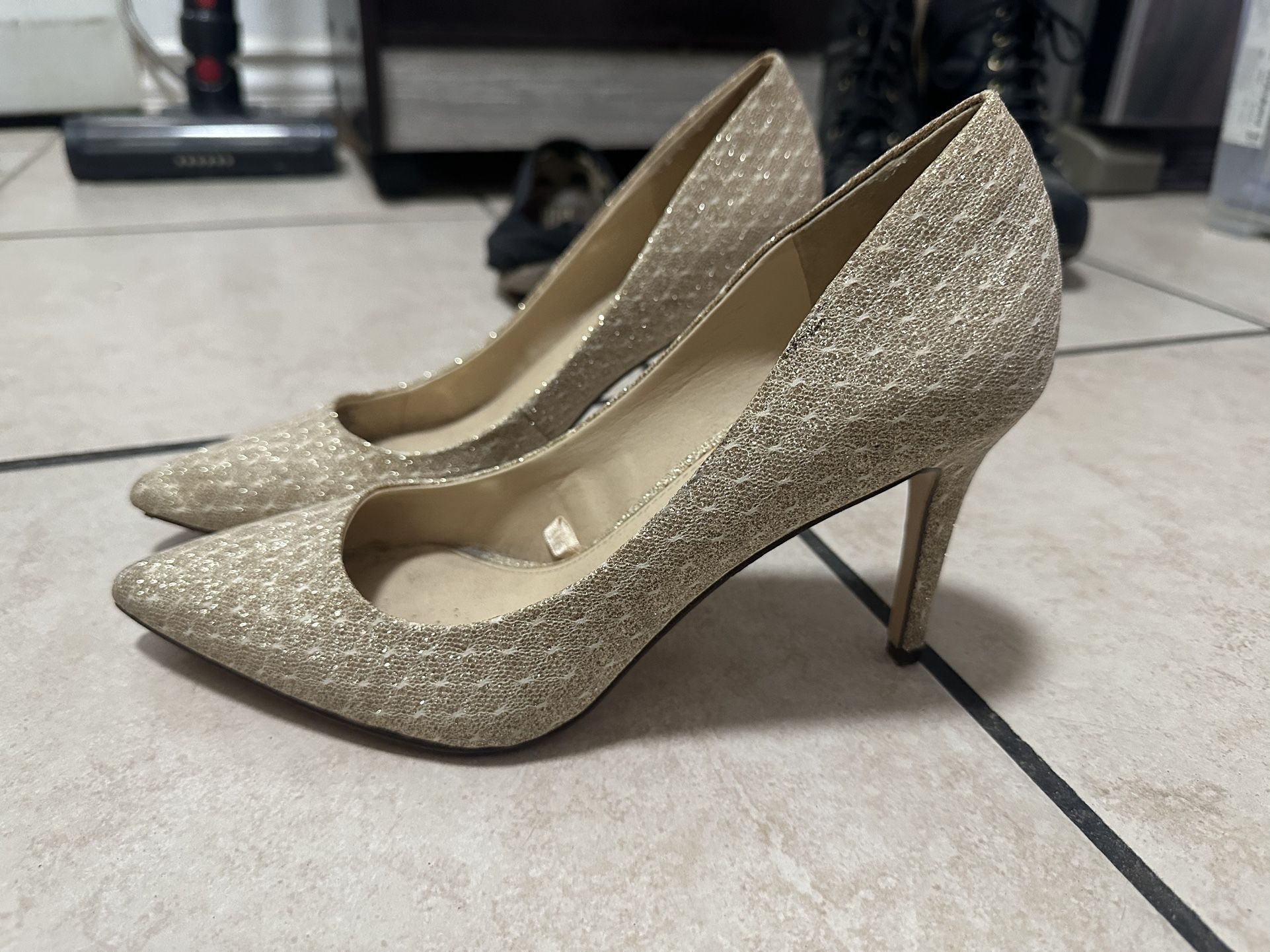 Jessica Simpson Heela Size 7