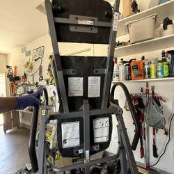Innova Inversion Table