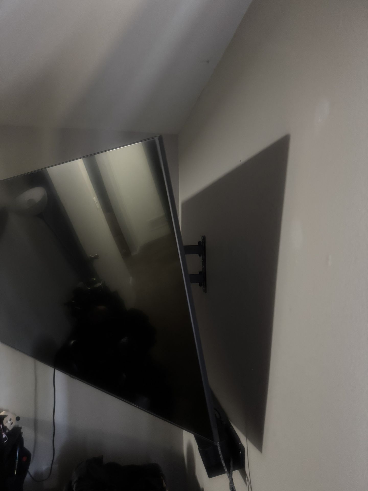 70 Inch And 65 Inch Samsung Tvs