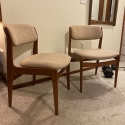 Vintage Mid Century Modern D-Scan Teak Chairs *Pair*