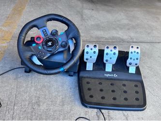 PLAY STATION STEERING WHEEL