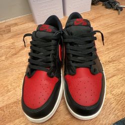 Jordan 1 Retro Low OG Bred Black Red sz 11 - 2015