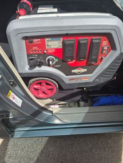 Briggs & Stratton Q6500 Portable Generator