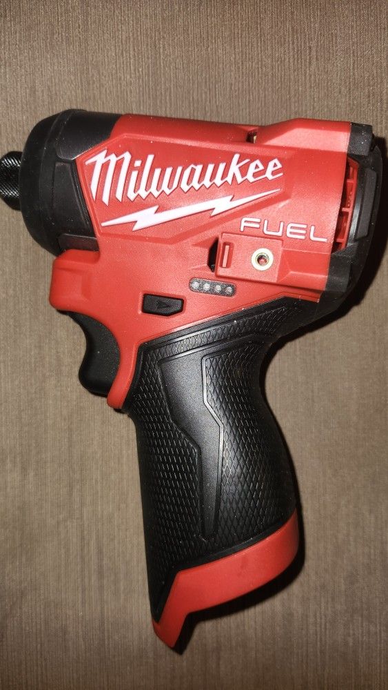Milwaukee Fuel M12 Compact Impact Driver 3rd Gen
