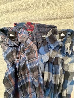 Bundle of 4 Men’s Flannel Shirts – Quiksilver, O’Neill, Hurley – Size M