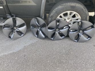 Telsla rims cover