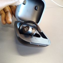 Beats Earphones (Black)