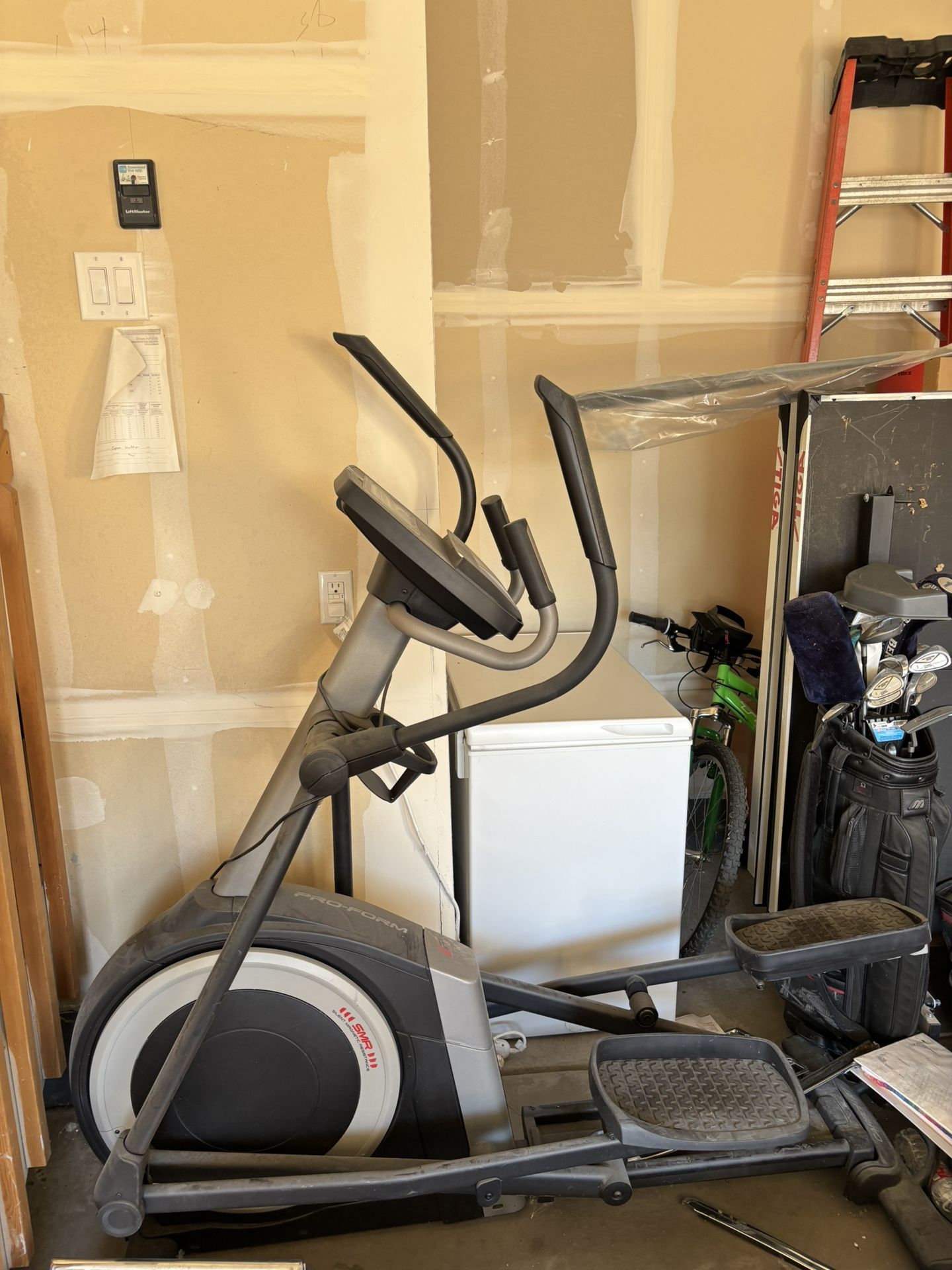 Free Elliptical