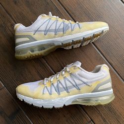 Mens Nike sz 13 $30 FIRM NO TRADES