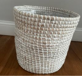 Coastal basket