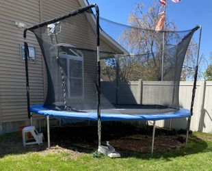Trampoline