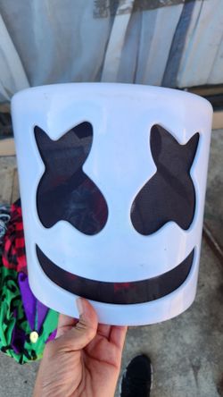 Marshmallow mask