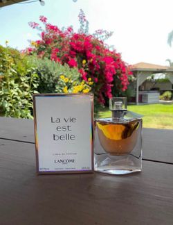 La Vie Belle Landcome