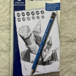 12 Mars Lumograph pencils