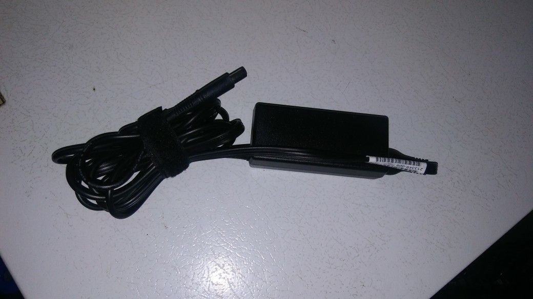 ORIGINAL HP LAPTOP CHARGER