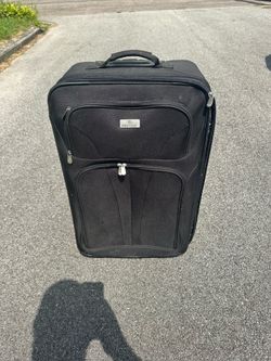 Luggage black 25”x16”