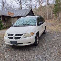 Dodge Caravan 
