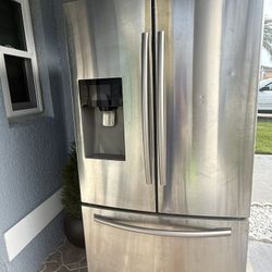 Samsung Stainless Steel Refrigerator 