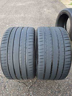 335/25/22 michelin 4s.  99-100% TREAD