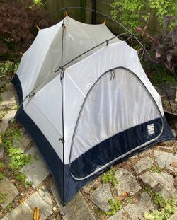 Sierra designs Omega CD 2-3 Person Tent for Sale in Seattle
