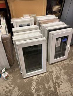 White Vinyl Casement Windows – Lot