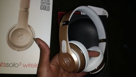 New Beats Solo 3 wireless headphones