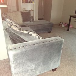 Gray Sectional Couch 