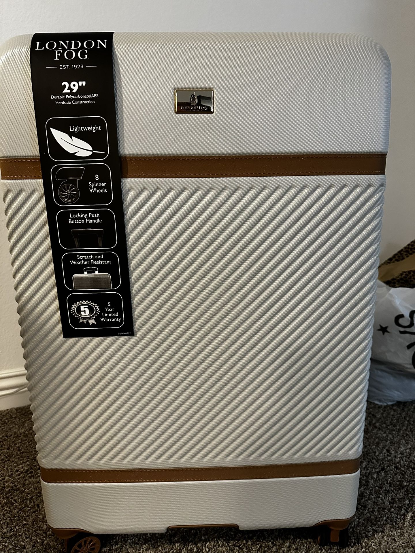 Brand new London Fog Suitcase
