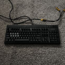 Corsair Strafe RGB Mechanical Keyboard Brown Switches