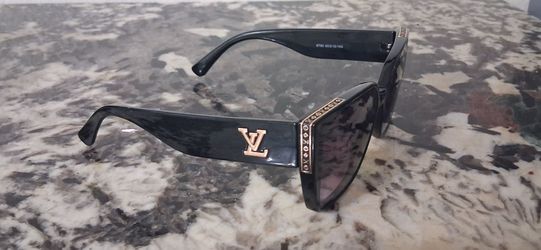 Sunglass glasses