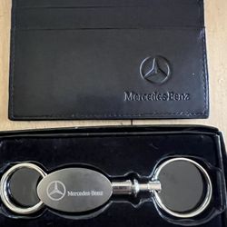 Mercedes’ Key Chain And Card Holder