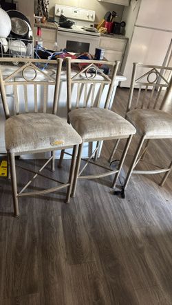 High Kitchen Chairs 