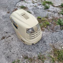 ((Cubcadet Hood)) Mower