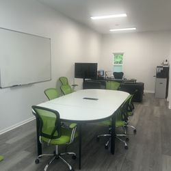 Conference Room Craft/ Game Table And Chairs