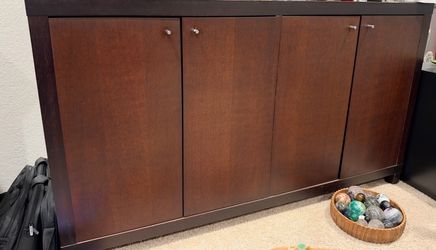 Credenza