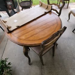 Round Table With Extension 