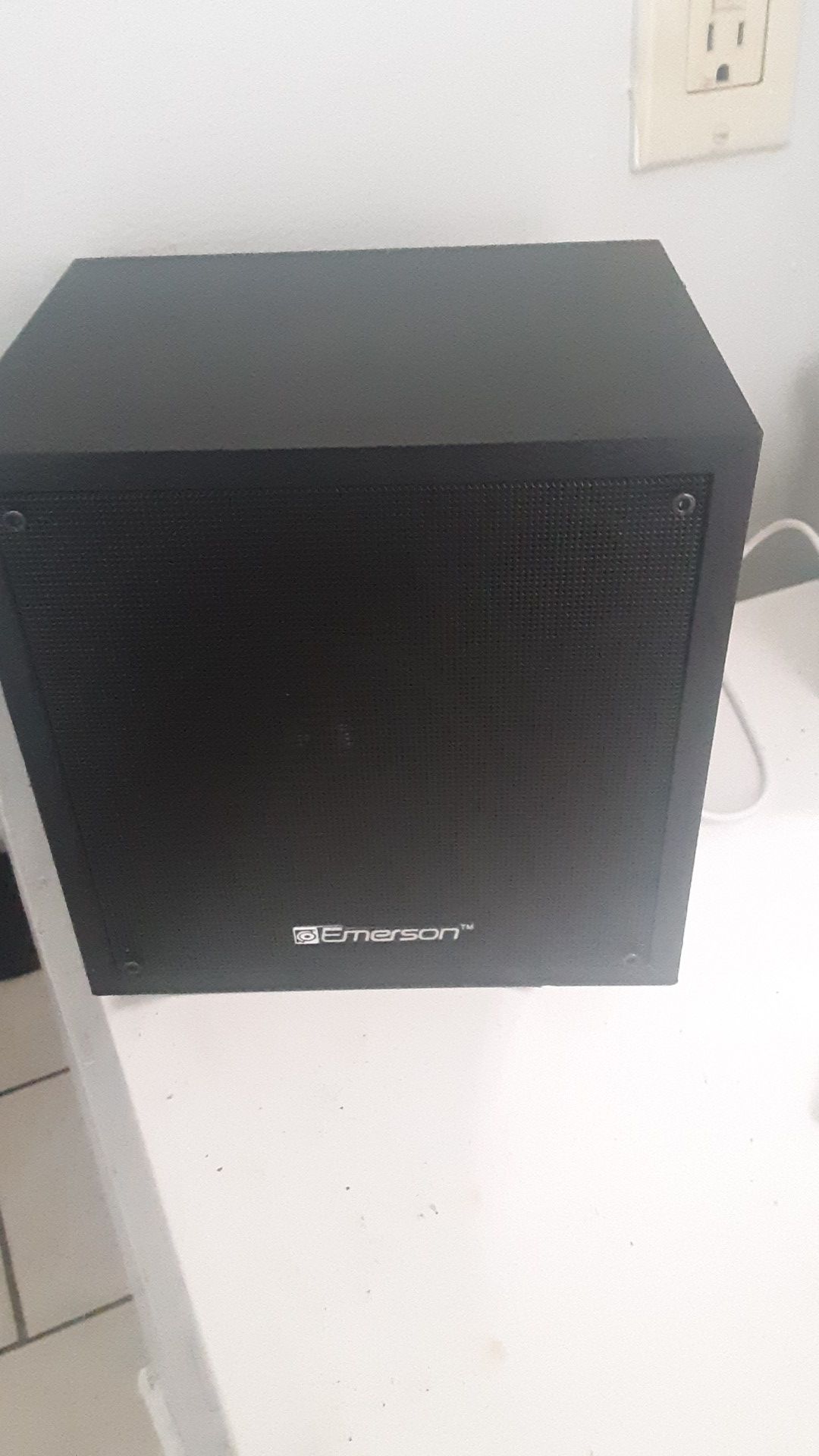 Emerson Bluetooth Party Speaker