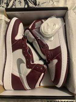 Air jordan 1 retro high og 'bordeaux'