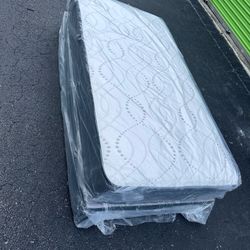 NEW TWIN SIZE MATTRESS AND BOX SPRING-2pcs 