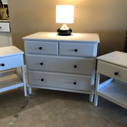 IKEA TYSSEDAL BEDROOM SET 4-DRAWER DRESSER & 2 NIGHT STANDS GREAT CONDITION $222.22 OR BEST OFFER COMPLETELY ASSEMBLED