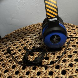 Razer Kraken V3 X Fortnite Edition 