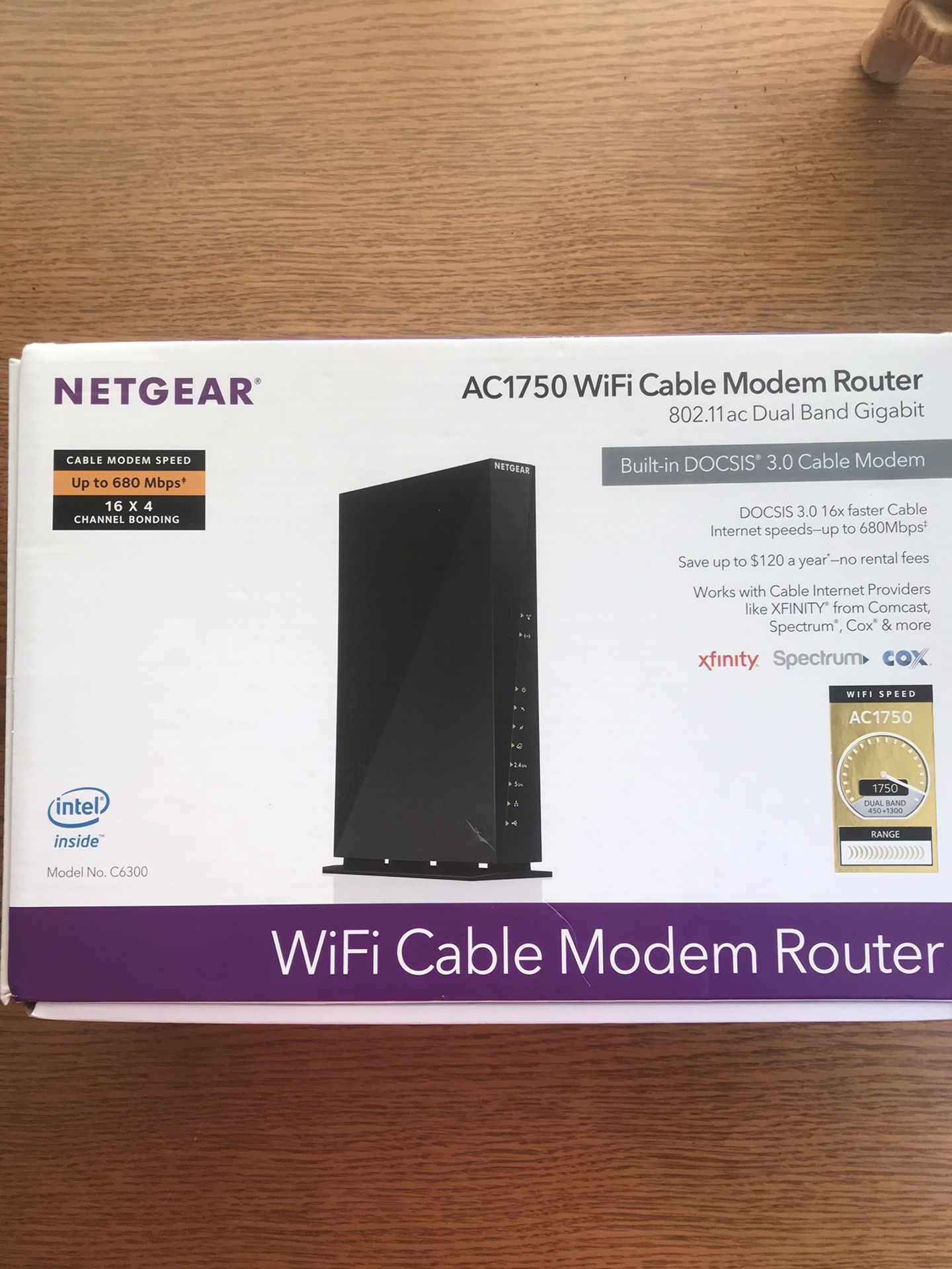 Cable modem router